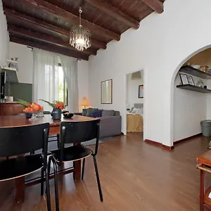 https://tevere-apartment-2.it-romehotels.com